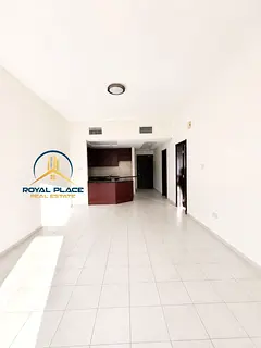 SPACIOUS | WELL MAINTAIN | VACANT | HIGH FLOOR