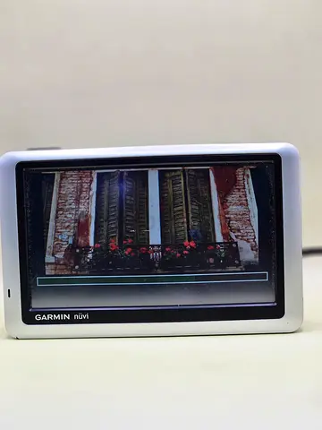Garmin nüvi portable GPS navigator 4.3 Inch