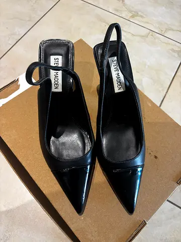Black Steve Madden Pointed Slingback Heels - Size 37