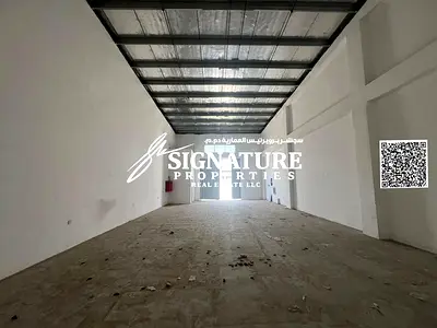 Ground Floor 2,000 Sqft Warehouse with 3 Phase Electricity For Rent In Jurf Industrail Area Ajman