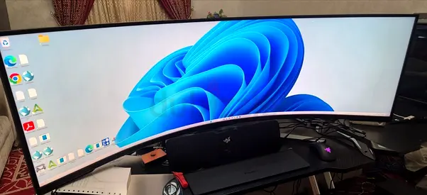 Samsung 57 Ultrawide Monitor (7680x2160)
