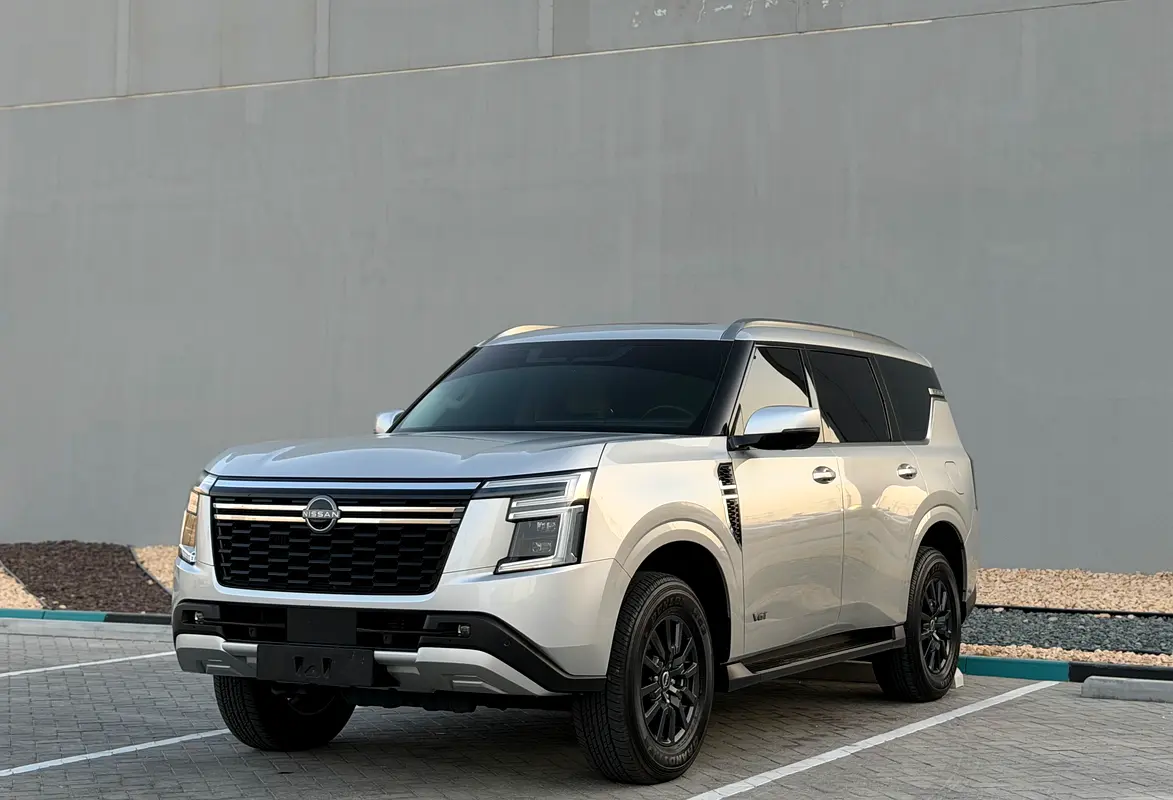 Nissan Patrol 2025 — photo 1 of 12