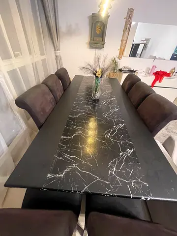Dining Table with 8 chairs