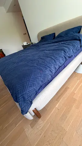 Modern fabric super king size bed frame with wooden legs and orthopedic mattress
