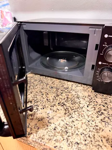 Krome Countertop Microwave (Oven  Grill) in excellent working condition