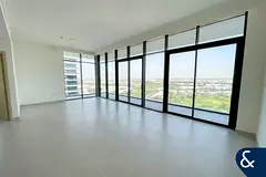 Golf &amp; Pool View | 3 Bed | Vacant Now