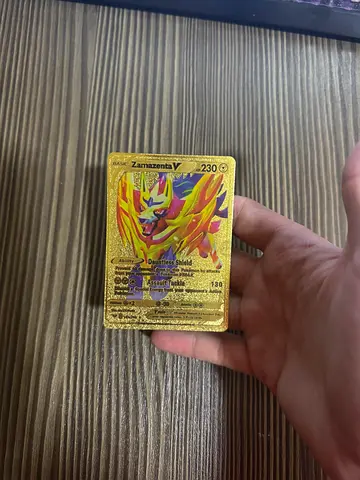 Zamazenta V Gold Holographic Pokémon Card (Single Card)