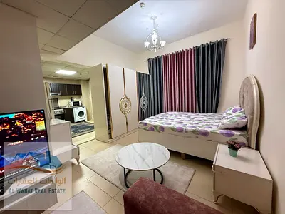 🏢 ستوديو مفروش للإيجار الشهري – الجرف 2 | أبراج الياسمين 📍 بجوار سيتي سنتر عجمان 📍 قريب جدًا من مخرج الشارقة ودبي ✨ فرش نظيف ومرتب ✨ موقع حيوي قريب