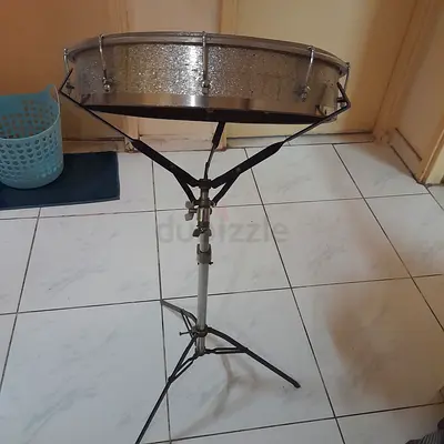 Duff on stand - good working condition