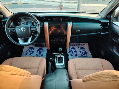 صورة 17 لـ 2017 Toyota FORTUNER