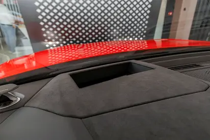 2025 Lamborghini URUS — миниатюра 10