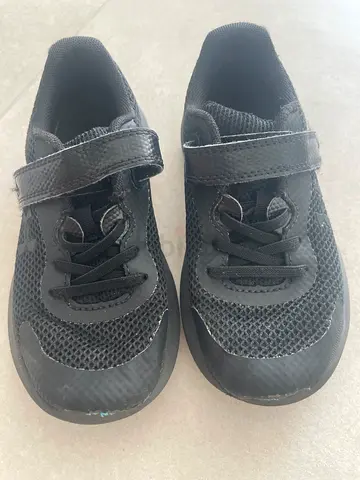 Sport shoes size UK 12