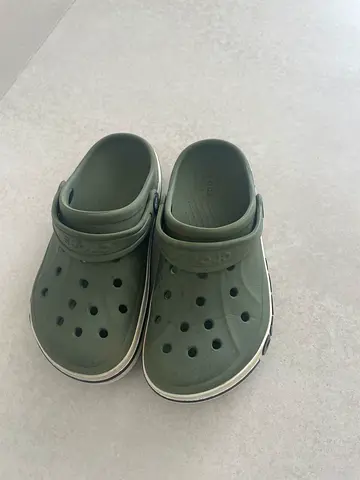 Crocs size 13
