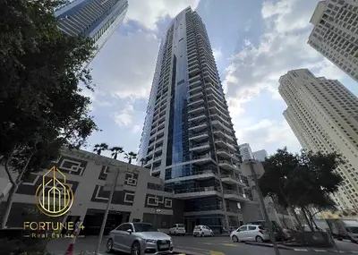 Unfurnished 2BR |Near Marina Walk | Community View