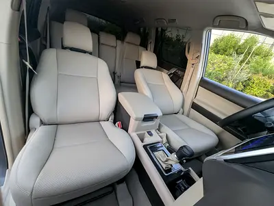 صورة 5 لـ 2012 Toyota PRADO