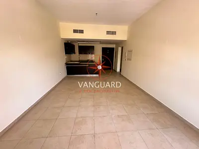 UNFURNISHED | MULTIPLE CHEQUES | VACANT SOON