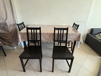 Dinning table with 4 ikea chairs