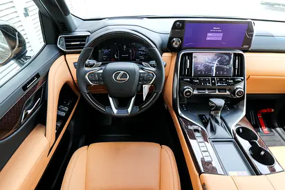صورة 15 لـ 2026 Lexus LX-SERIES