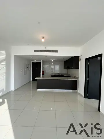 Stunning Unit | Modern Layout | Bright & Spacious