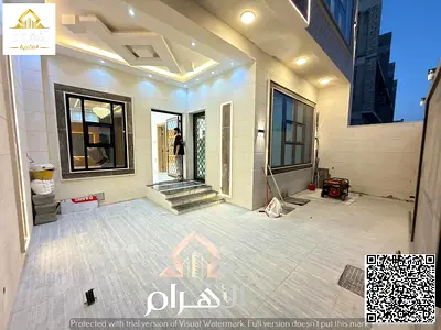 Villa for sale in a prime location in Al Yasmin, price includes registration fees. 5 rooms, price negotiable, freehold ownership.