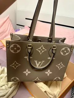 Louis Vuitton OnTheGo MM Monogram Reversible Tote - Taupe (Pre-owned)