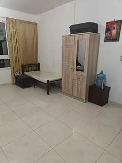 Executive bachelor Bedspace available for Indian