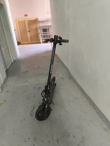 Xiaomi electric Elite scooter - good working condition