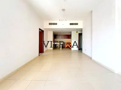 Spacious & Bright | High floor l Prime Location