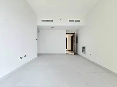 Spacious | With Kitchen Appliances | Ready to Move