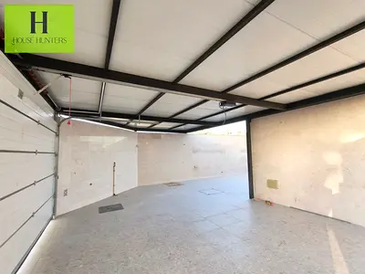 Lavish 3BR Villa For Rent | Al Jazzat Area