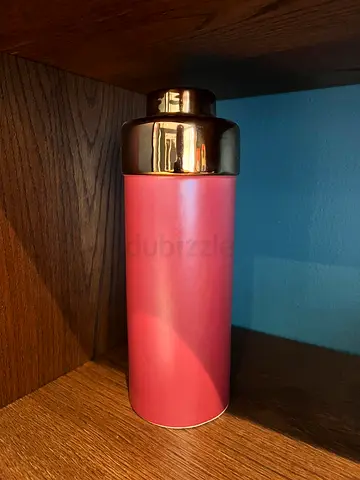 Red and gold Vase Bo Concept
