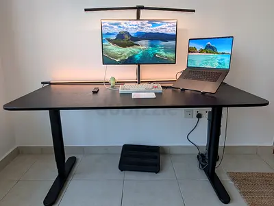 IKEA MITTZON 160 x 80 electric sit/stand desk