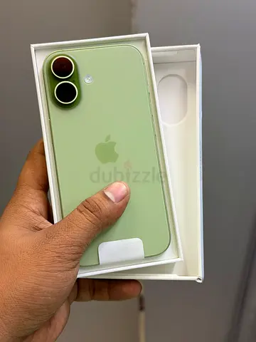 Apple iPhone 17 256gb esim only  - Green (Boxed, Good Condition) non active
