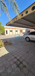 Prime residential villa in Al Tarfa offering expansive land area, quality construction, annex facili