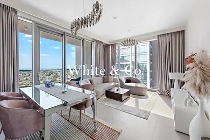 Fully Furnished | Corner unit | Vacant Now