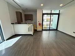Luxury Apartment | Chiller Free | Near Metro