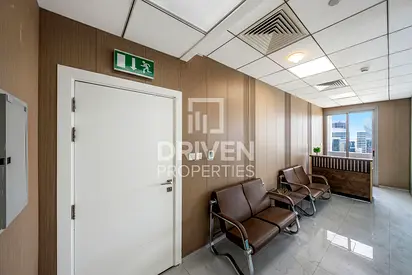 Fully Furnished | Upgraded I Office Balcony