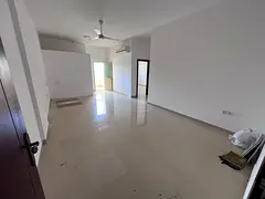 One bedroom and living room, balcony, spacious, excellent layout, recently renovated, split air cond