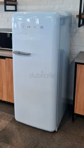 Smeg Retro Single-Door Refrigerator - Light Blue FAB28