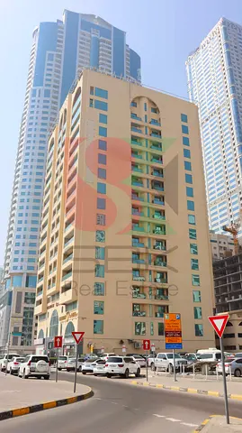 Spacious 3 BHK Available in Corniche Al Buheira, Majaz 3 Sharjah..