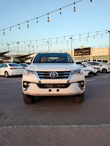 2017 Toyota FORTUNER 照片 2