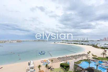 Available Now | Fully Upgraded I Full Sea View