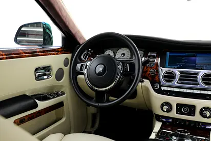 2016 ROLLS-ROYCE GHOST — миниатюра 11