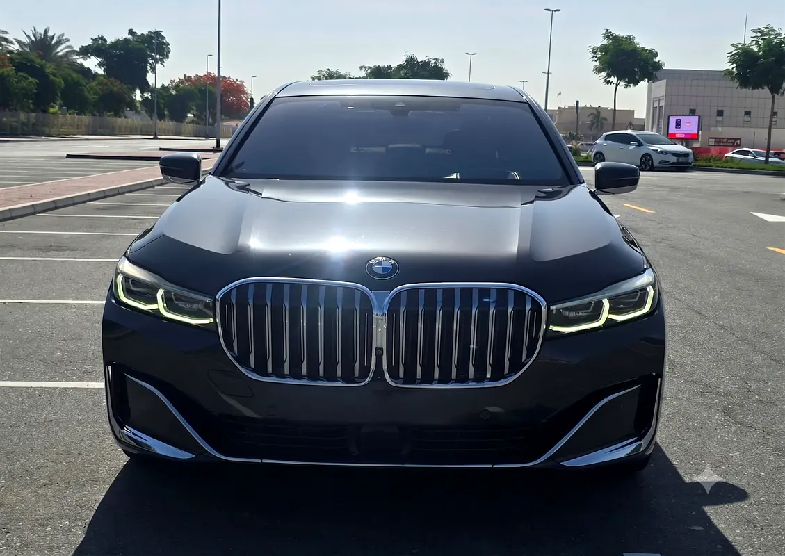 BMW 7-Series 2020 — photo 1 of 12