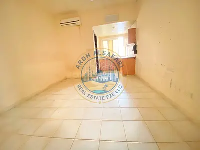 OPPOSITE OF SAFARI - NO CASH DEPOSIT - STUDIO - SEPARATE KITCHEN - AVAILABLE IN JUST 16k
