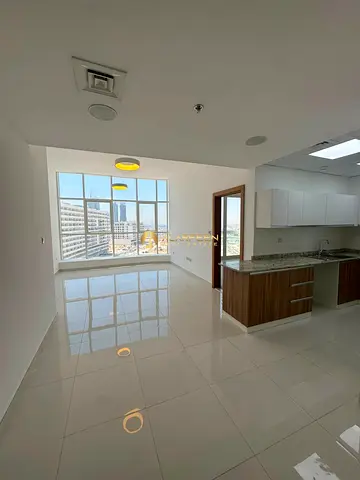 Chiller Free | Elegant 1 BR with Open Kitchen | Book Now