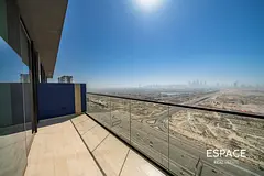 Penthouse 2BR with Skyline View and Pool