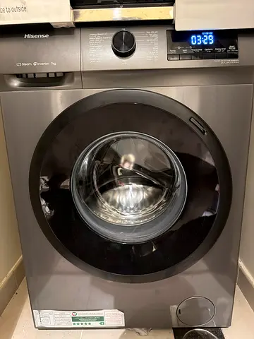 Hisense front-load washing machine - good condition