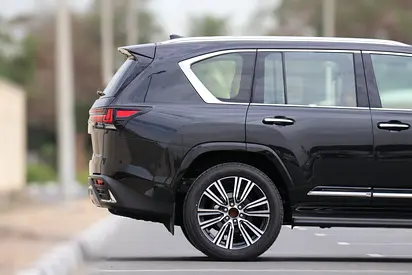 صورة 4 لـ 2026 Lexus LX-SERIES