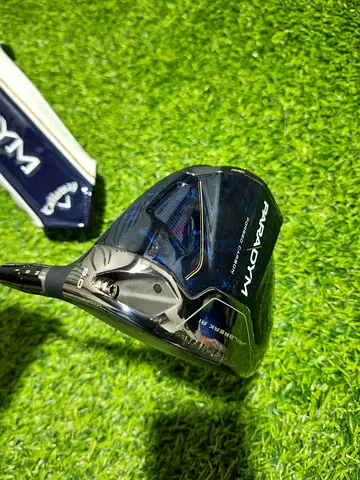 Callaway Paradym Driver 9.0 in Stiff Flex incl. Headcover